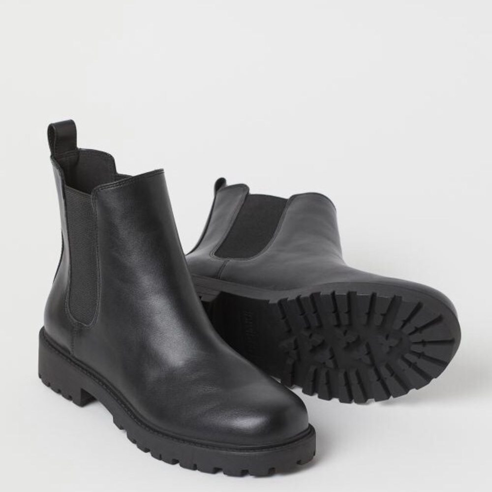H&M Chelsea Boots Size 6